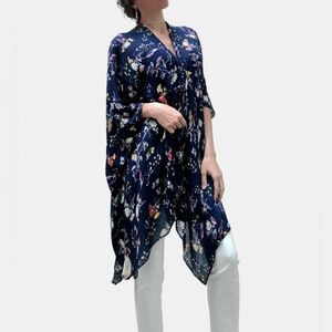 NWT Floral Light, Airy and Soft Kimono Cardigan Shawl Swim Cover Up